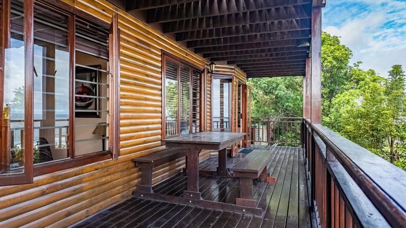 6 Bedroom Property for Sale in Outeniqua Strand Western Cape